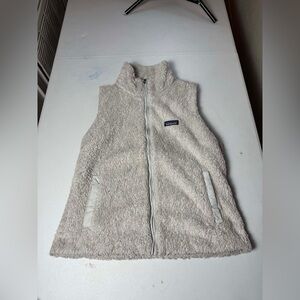 Patagonia Women’s Fleece Vest Gray Sherpa Full Zip Size L Outdoor Hiking